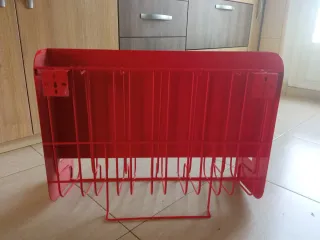 Expositor metálico rojo para botes,latas etc