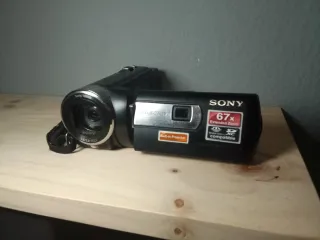Sony Handycam con Proyector Integrado