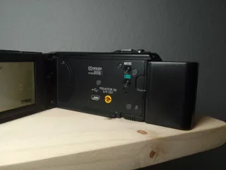 Sony Handycam con Proyector Integrado