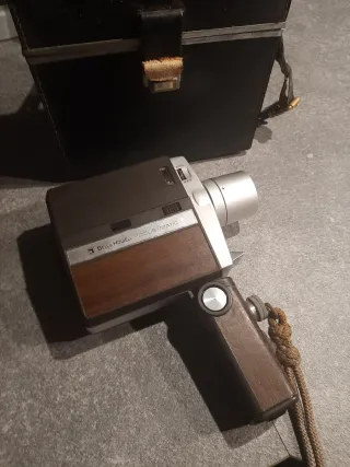 Cinepresa Bell & Howell Autoload 300 anni '60