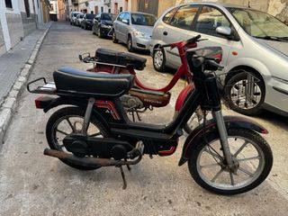 Lote Vespino 2F18, 1 SC, 1 La