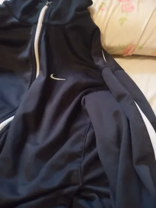 Chaqueta Nike Retro Negra y Blanca