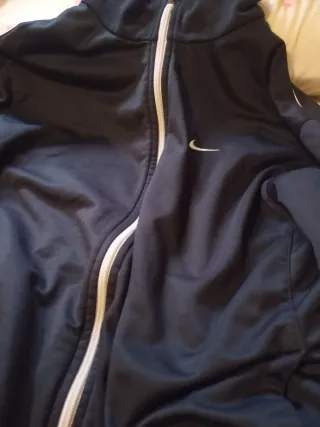 Chaqueta Nike Retro Negra y Blanca