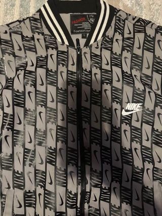 Chaqueta Nike Vintage Estampada