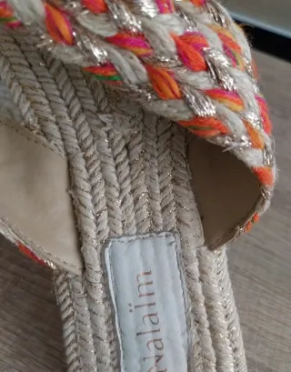 Sandalias NalaIm verano beige multicolor