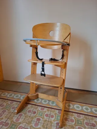 Trona infantil madera