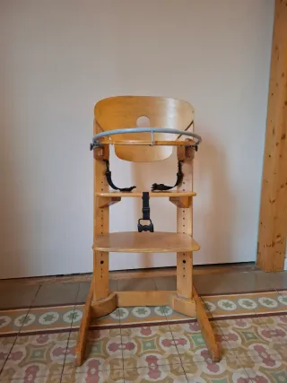 Trona infantil madera