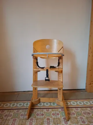 Trona infantil madera