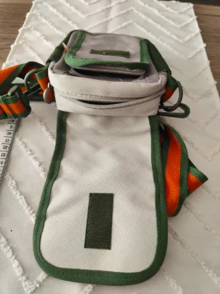 Bolso bandolera Jeep beige y verde nuevo.