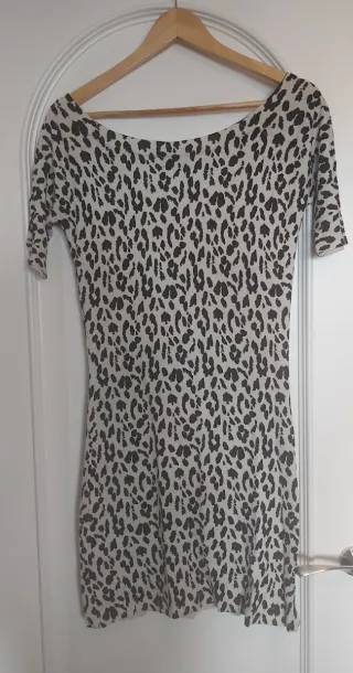 Vestido estampado animal print.