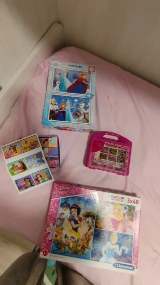 Lote 4 rompecabezas & puzzles Disney