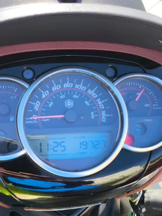 Piaggio Beverly 350 Sport Touring Negra