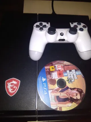 Consola PS4 Slim Blanca + GTA V