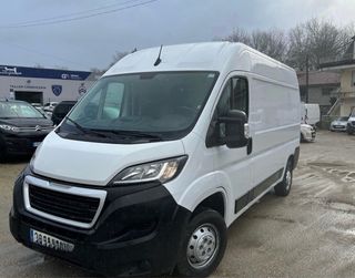 Servicios de furgoneta para traslado de mercancías