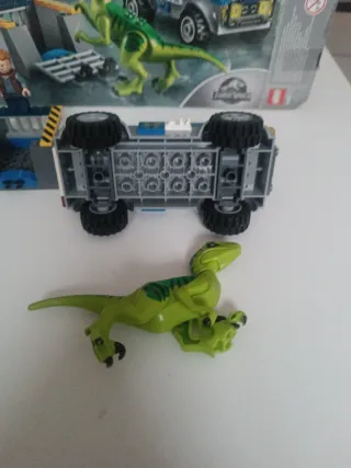 Lego Juniors Camión Rescate Raptor 10757