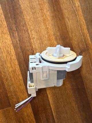 Bomba desagüe lavavajillas Edesa Fagor