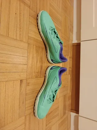 Botas multitaco verdes y moradas talla 33