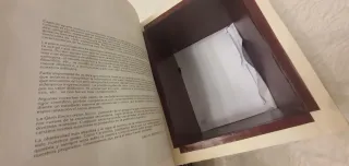 Caja fuerte secreta decorativa