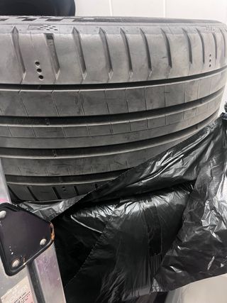 4 Neumáticos Michelin Pilot Sport 245/40 ZR 20