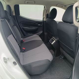 Mitsubishi L200 DI-D de 150cv del 2022 Etiquet C