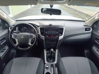 Mitsubishi L200 DI-D de 150cv del 2022 Etiquet C