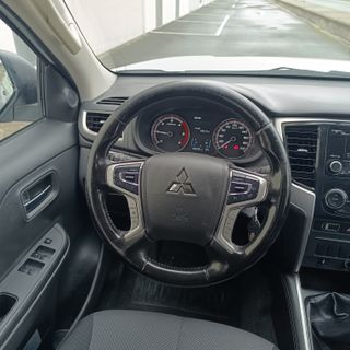 Mitsubishi L200 DI-D de 150cv del 2022 Etiquet C
