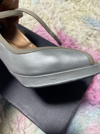 Zapatos Cuplé Talla 40 Beige y Plata