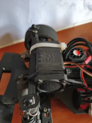 Coche RC Aston Martin DBR9 007