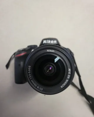 Cámara Nikon D3200 + Tripode + Accesorios.