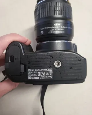Cámara Nikon D3200 + Tripode + Accesorios.