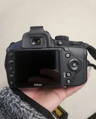 Cámara Nikon D3200 + Tripode + Accesorios.