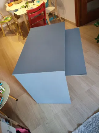 Escritorio ordenador azul