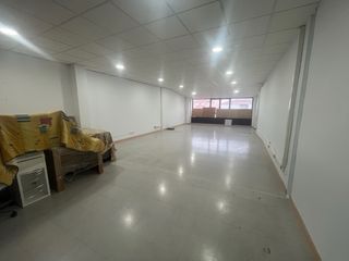 Local oficina en primera planta 75m2.