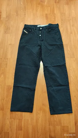 Pantalón Diesel recto azul marino W33