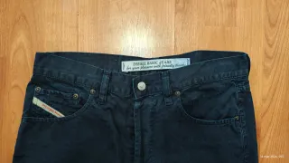 Pantalón Diesel recto azul marino W33