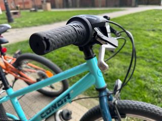 2 Bicicletas Conor 20 Naranja y Turquesa