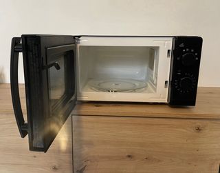 Microondas Taurus Negro