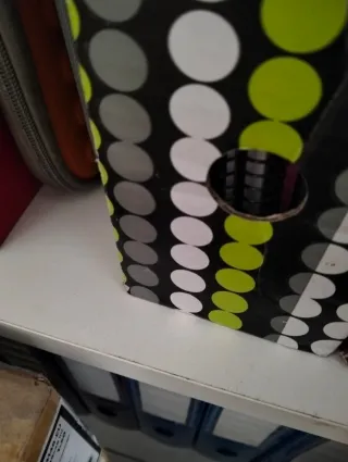 Armario y estantería HENSVIK IKEA