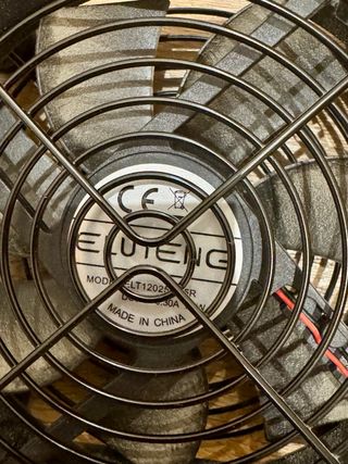 Ventilador USB Silencioso para Routers y Consolas