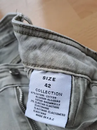 Pantalón verde talla 42