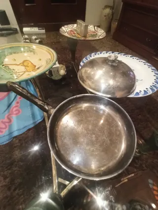 Antigua fuente alpaca para platos calientes