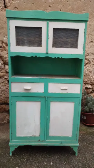 Alacena antigua madera y cristal