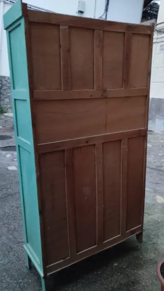 Alacena antigua madera y cristal