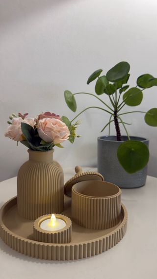 Conjunto Decorativo Minimalista com Bandeja e Pote