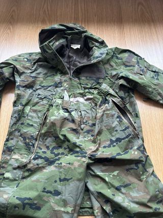 Traje de intemperie completo. Talla M