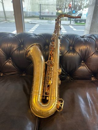 Saxofón Tenor Yamaha YTS62 Purple Logo