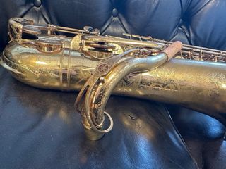 Saxofón Tenor Yamaha YTS62 Purple Logo