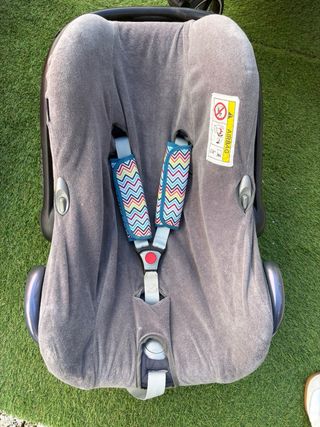 Maxi-Cosi bebé recién nacido y funda de regalo