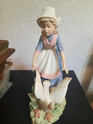 Figura Rex D'Avila Edición Limitada Porcelana