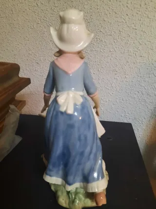 Figura Rex D'Avila Edición Limitada Porcelana